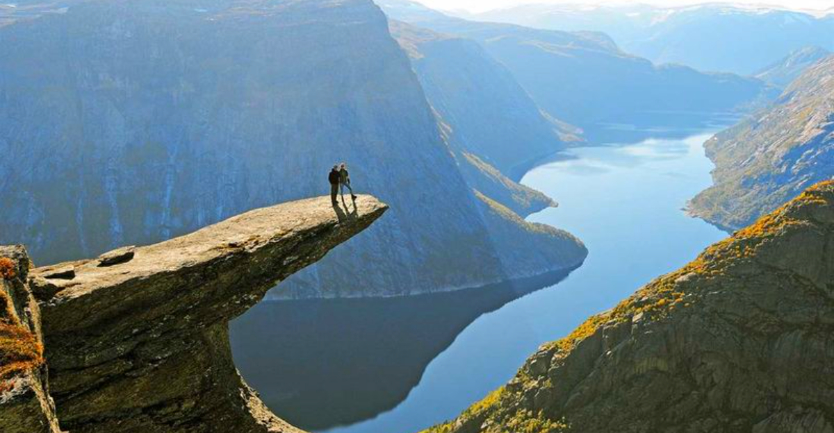 Adventure Awaits: 7 Breathtaking Hiking Trails Around the World